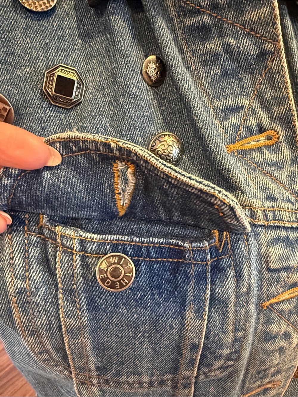Vintage The Limited denim vest - Picture 6 of 8